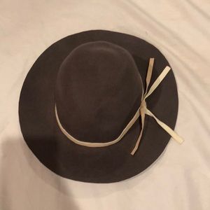 BRAND NEW Nordstrom Flat Hat